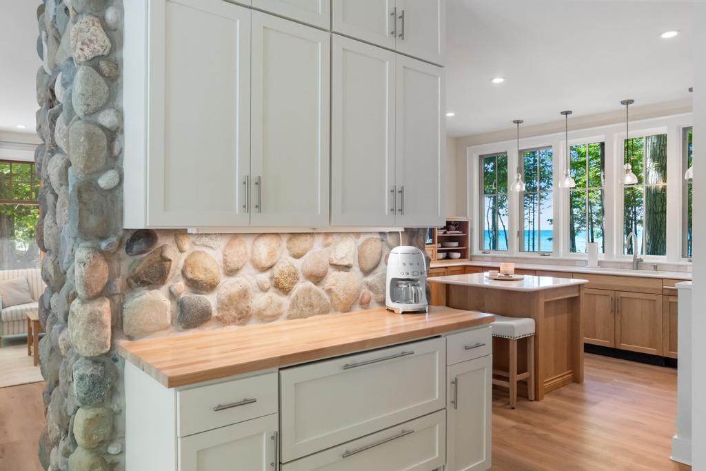 2837 Walden Road