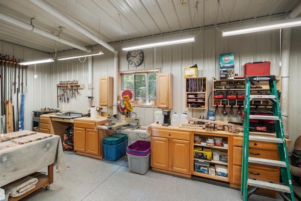 3119 Depew Road