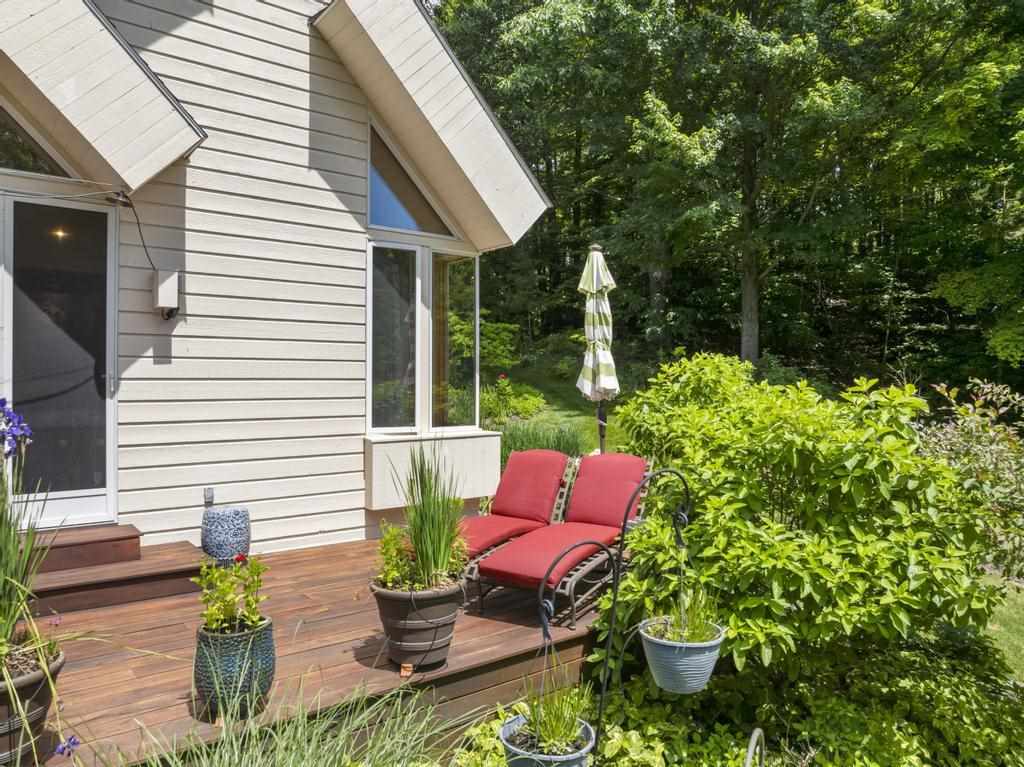 3135 Depew Road