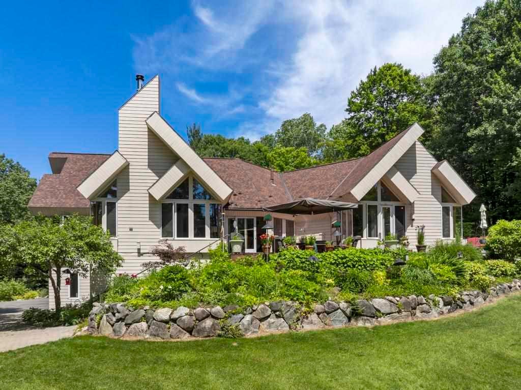 3135 Depew Road