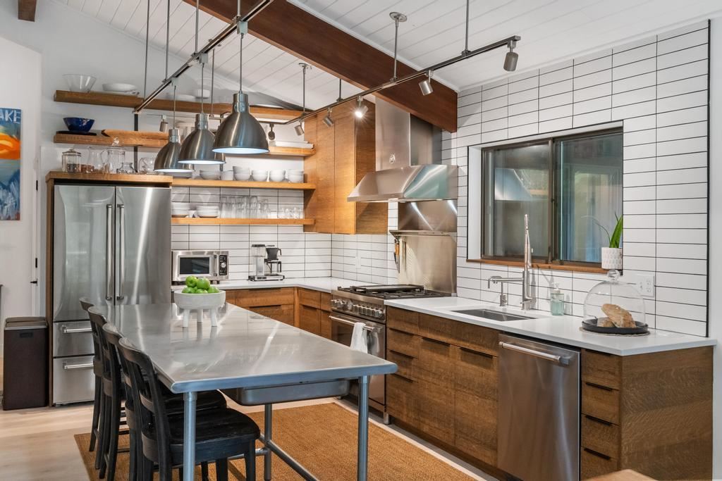 4497 Fourth Street