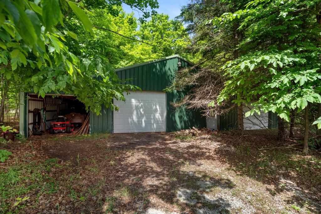 1228 Beckon Road