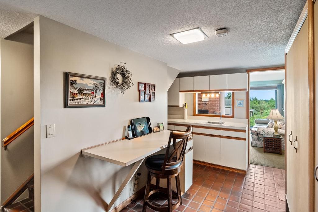 3175 Country Club Road