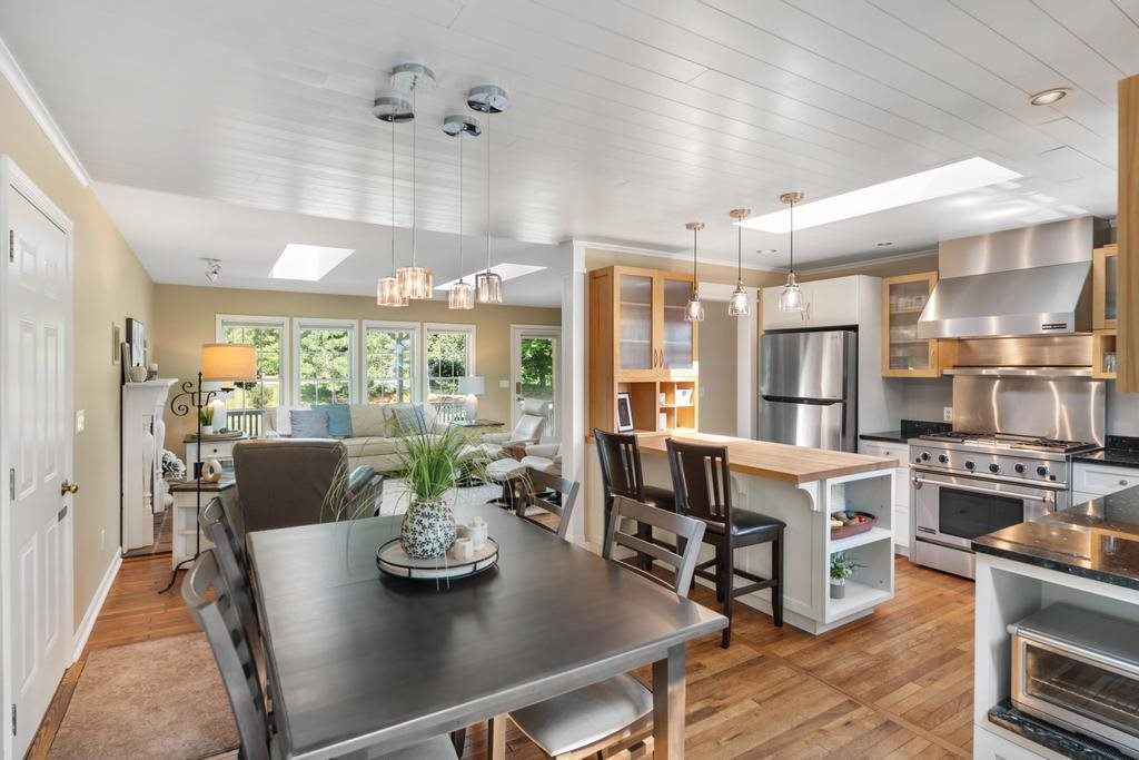 1701 Horton Bay Road