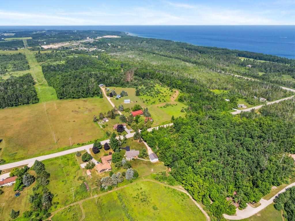 1701 Horton Bay Road
