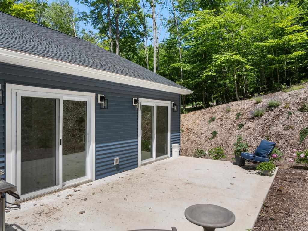 3135 & 3119 Depew Road