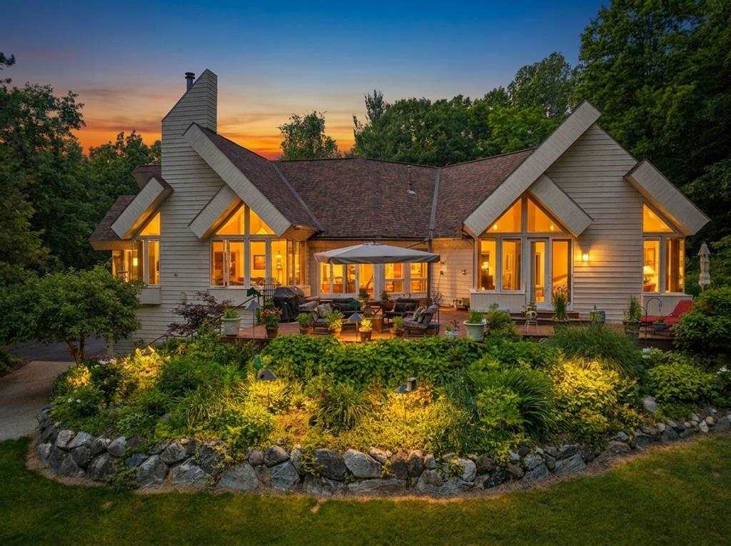 3135 & 3119 Depew Road
