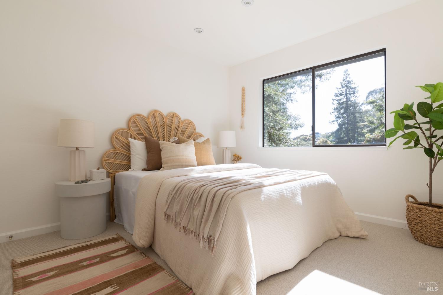 11 Portola Way