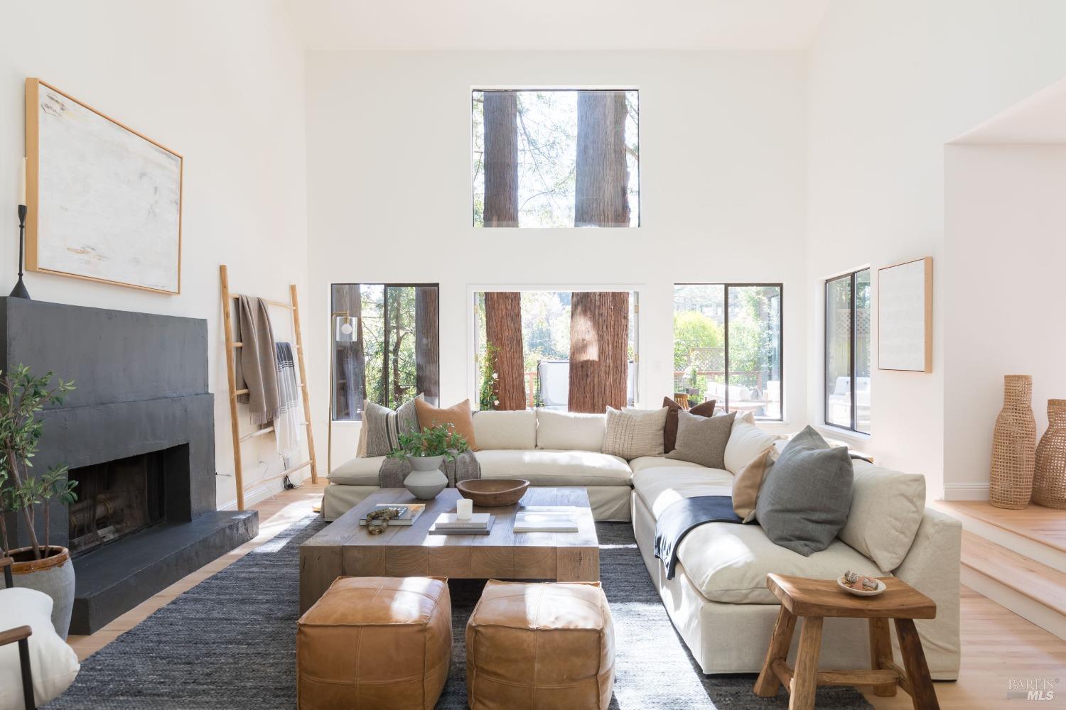 11 Portola Way
