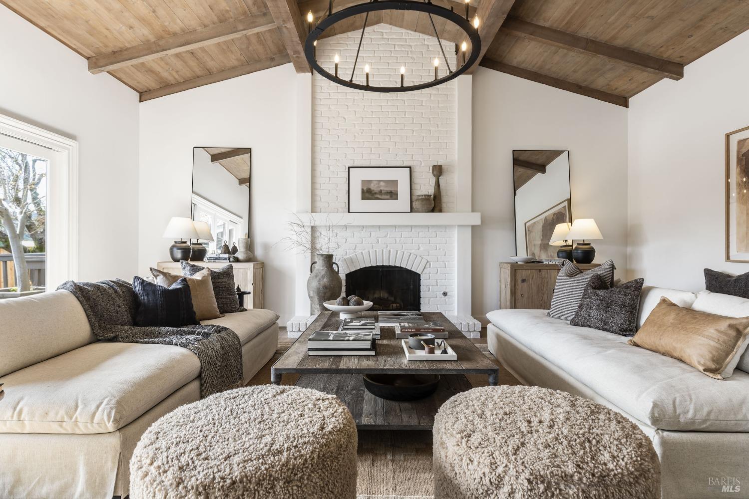 110 Riviera Circle