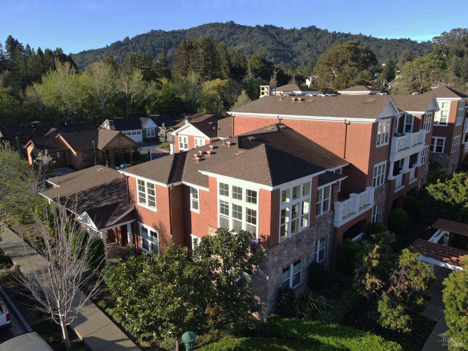 20 Camellia Circle