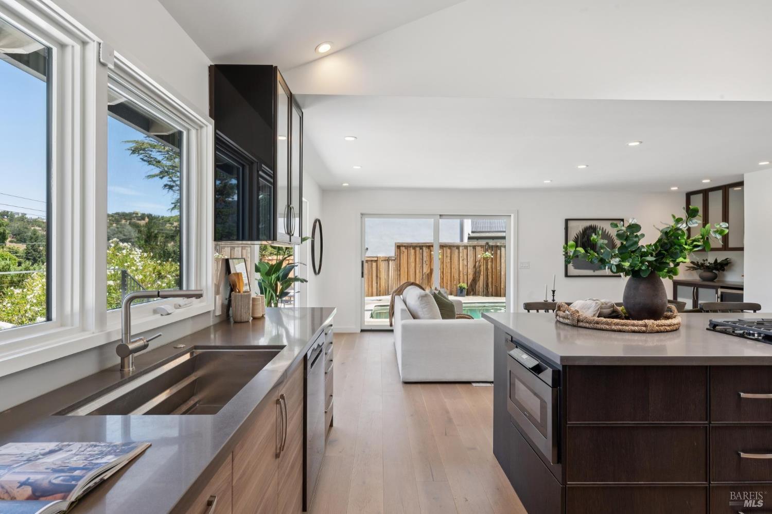 211 Fairway Drive