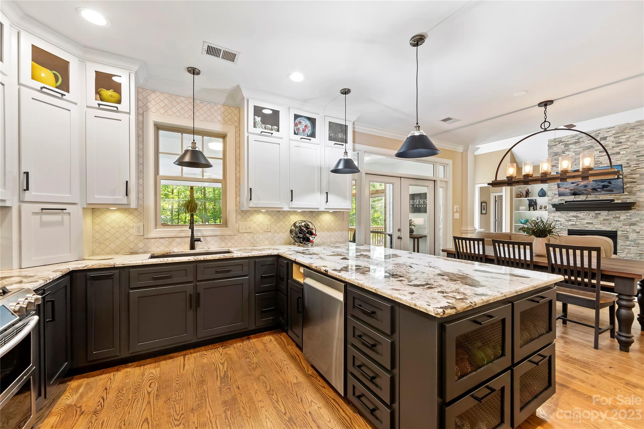 8101 Deep Water Lane