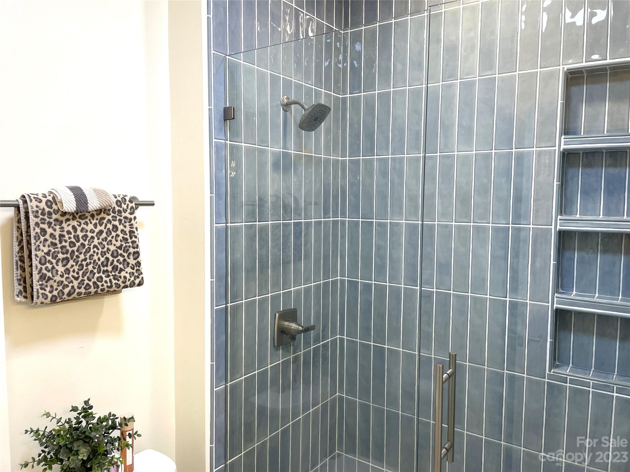 18816 Nautical Drive Unit: 6