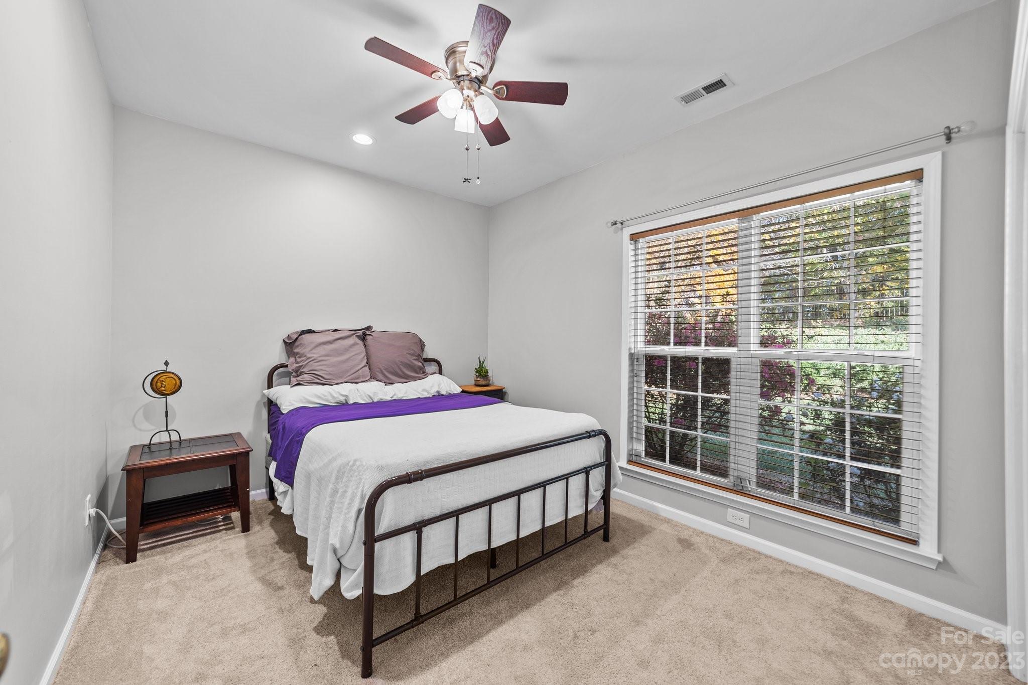 7701 Woodcrest Drive