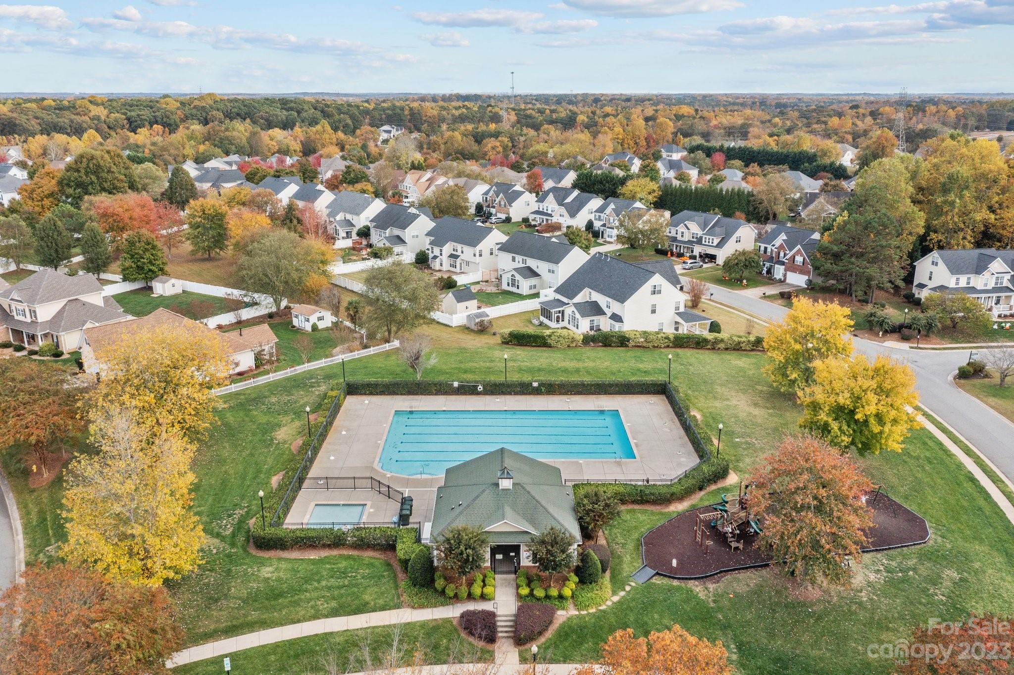 7701 Woodcrest Drive