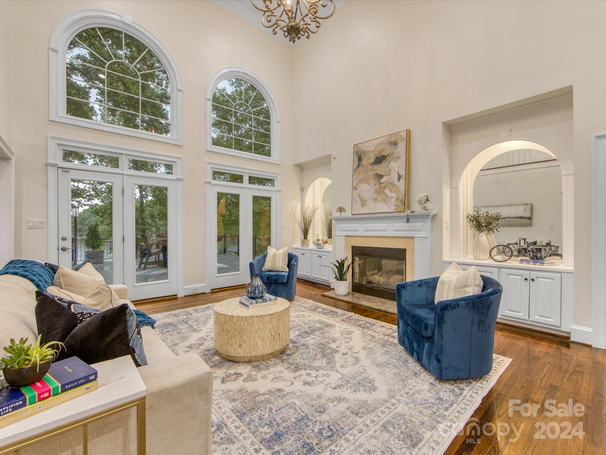 13922 Clarendon Pointe