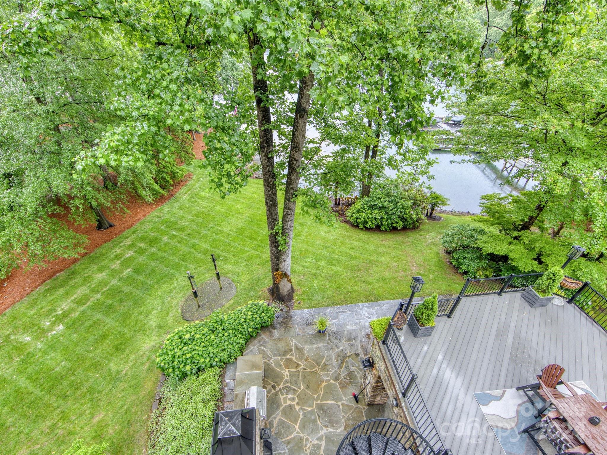 13922 Clarendon Pointe