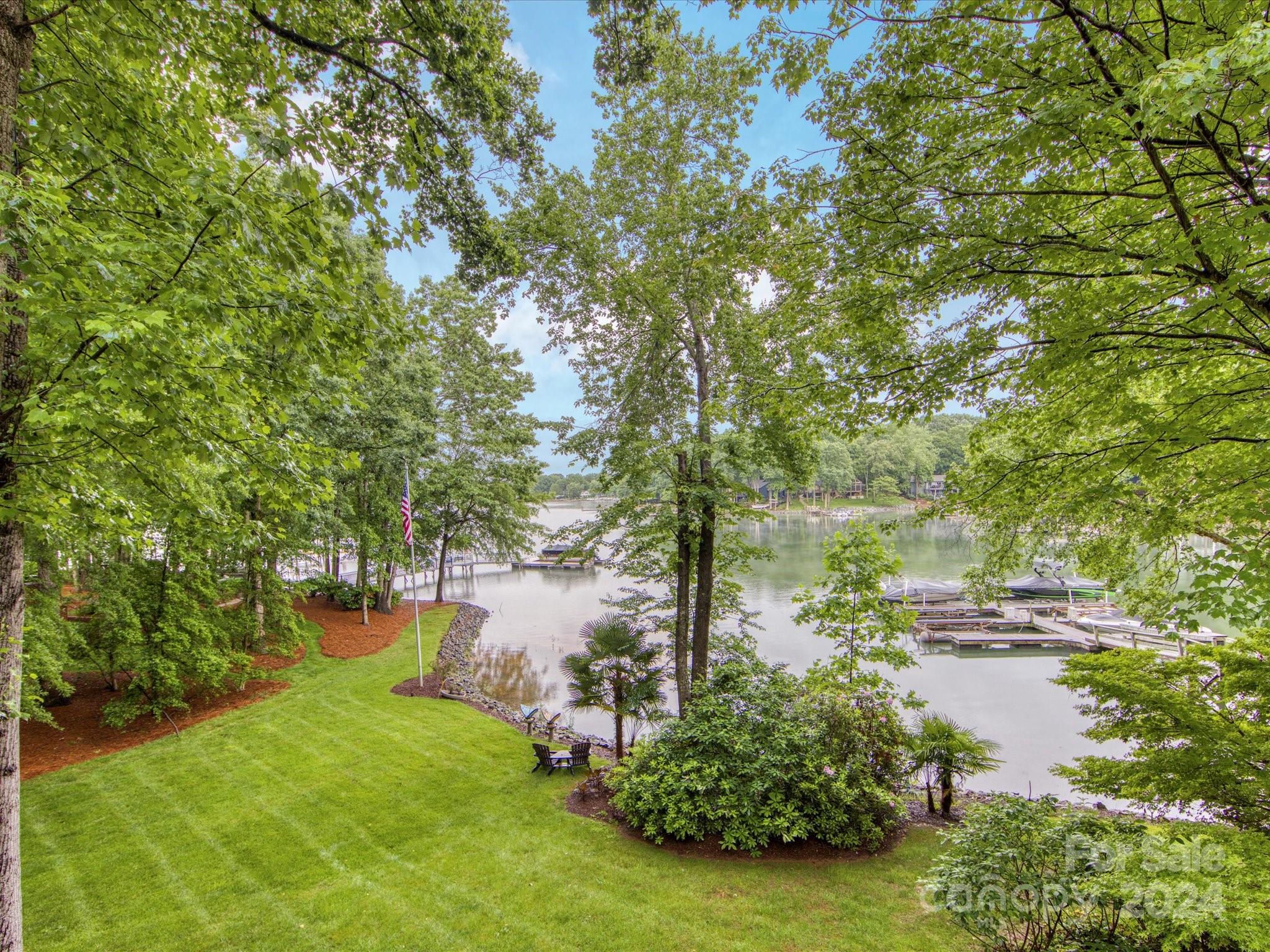13922 Clarendon Pointe
