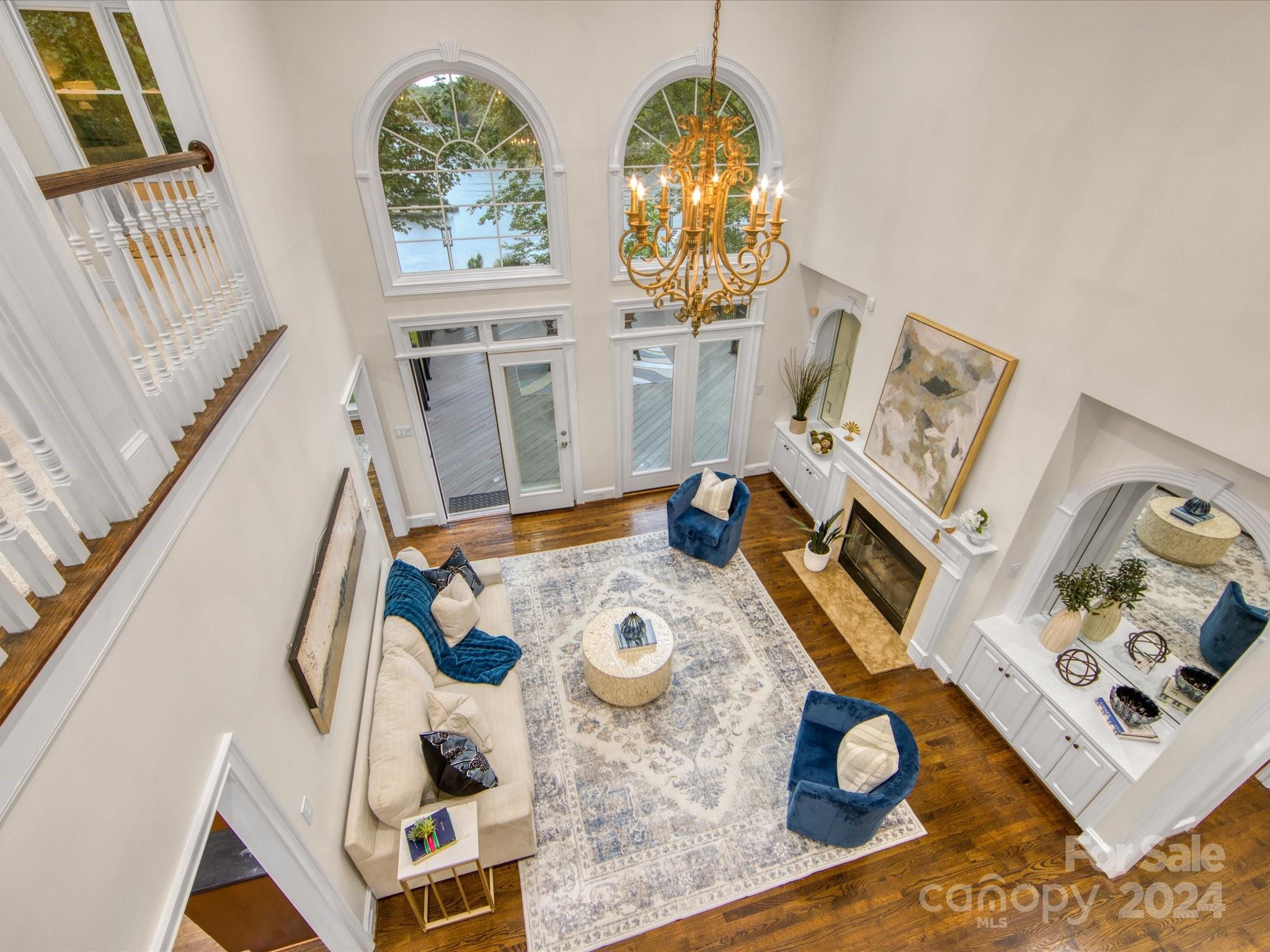 13922 Clarendon Pointe