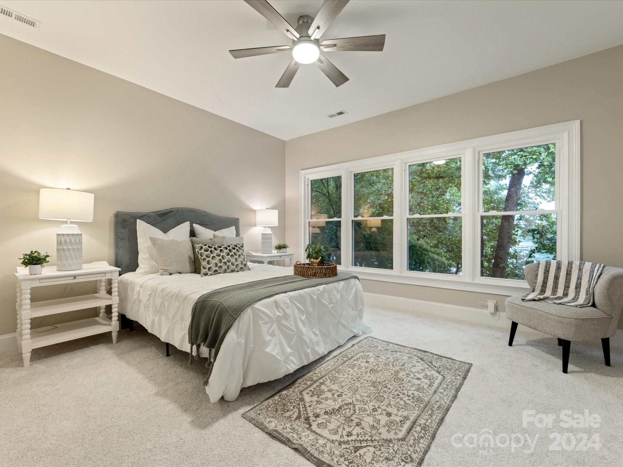 13922 Clarendon Pointe
