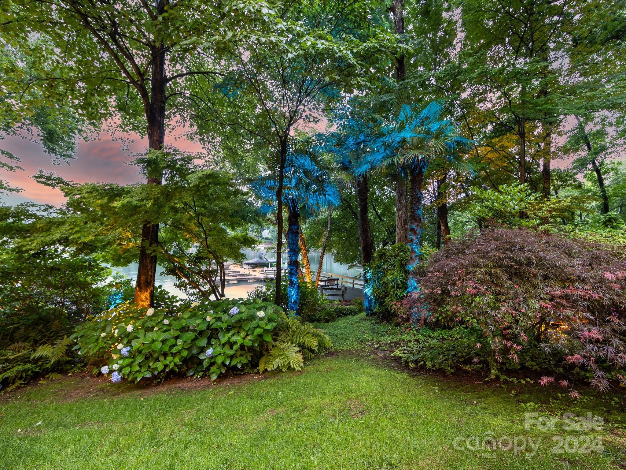 13922 Clarendon Pointe