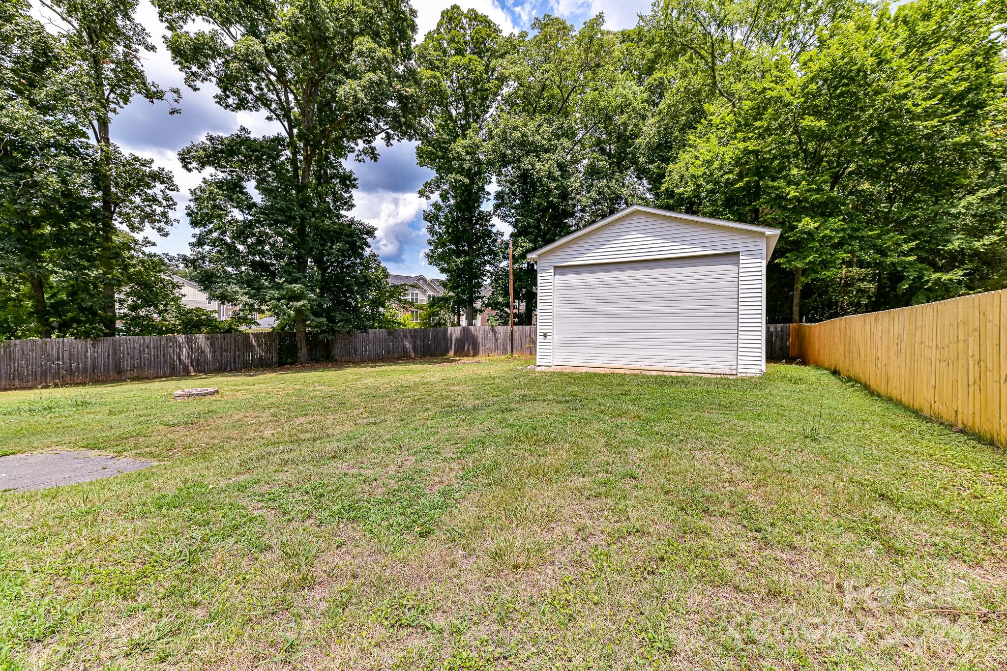 208 Cobblestone Lane