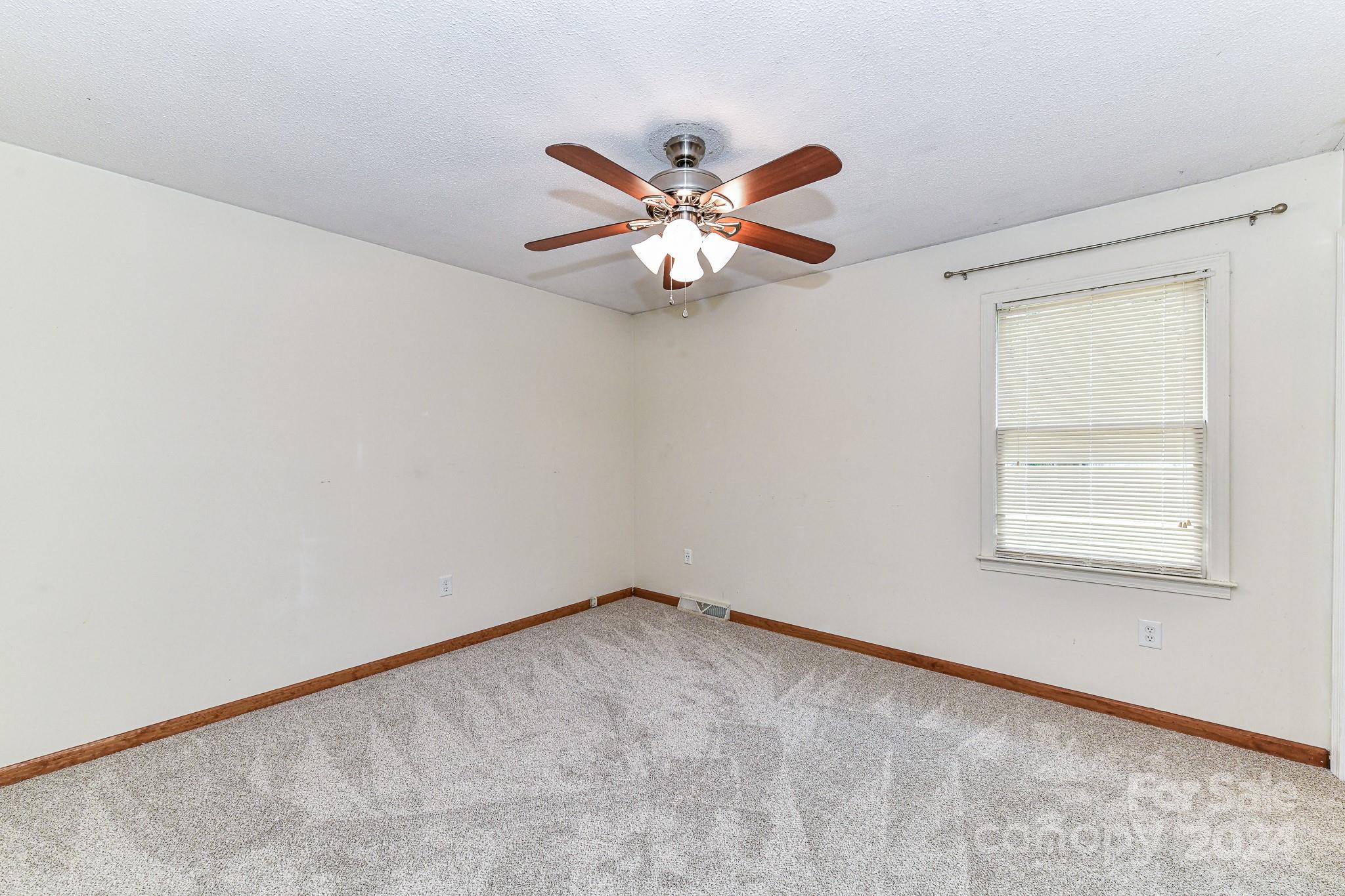 208 Cobblestone Lane