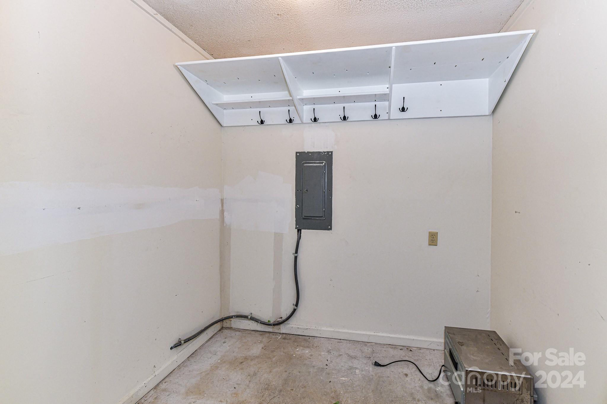 208 Cobblestone Lane