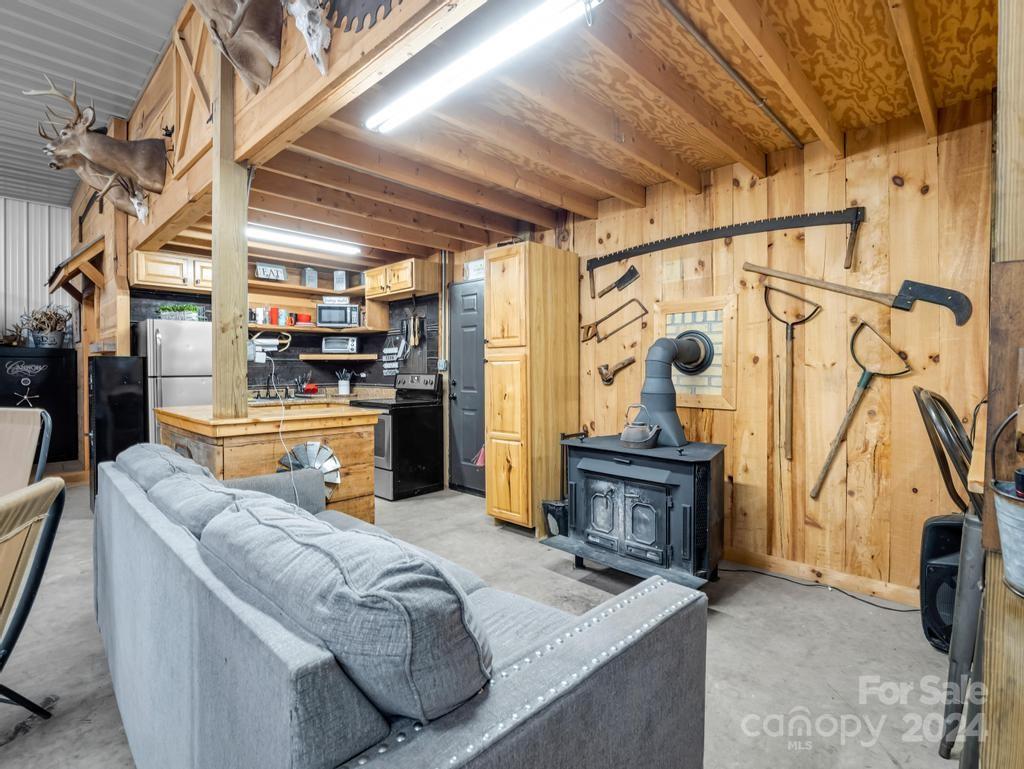 2068 Mountain Creek Road