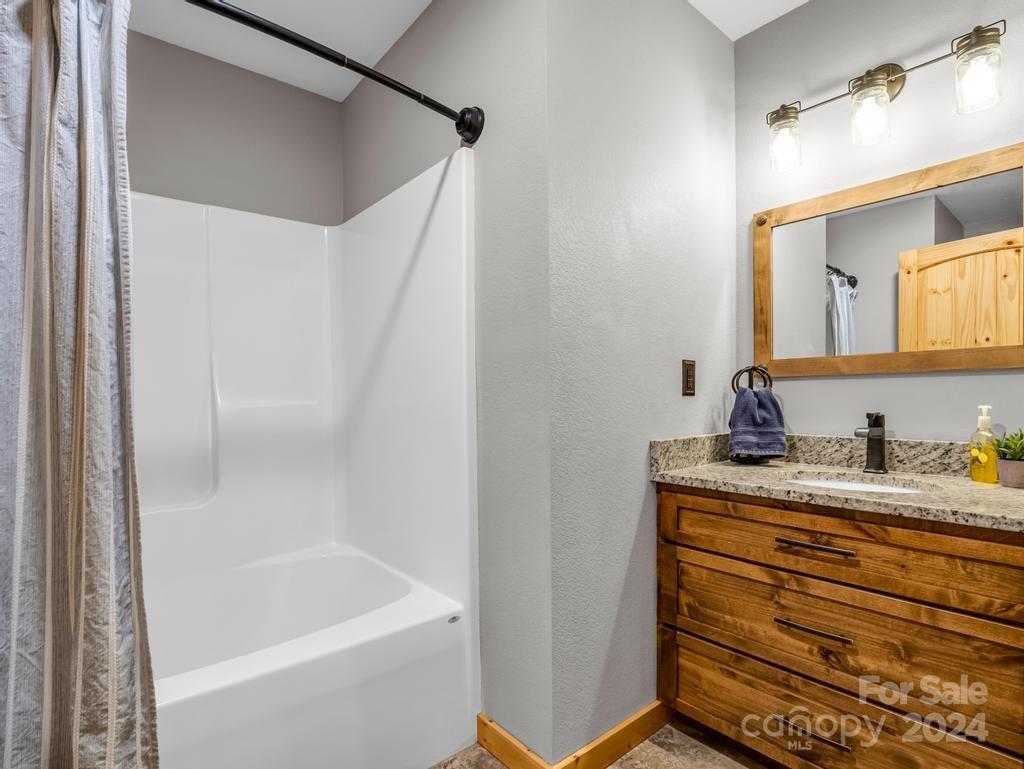 2068 Mountain Creek Road