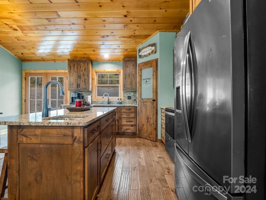 2068 Mountain Creek Road