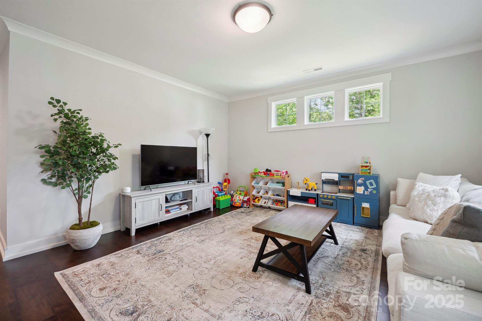 2637 Springway Drive