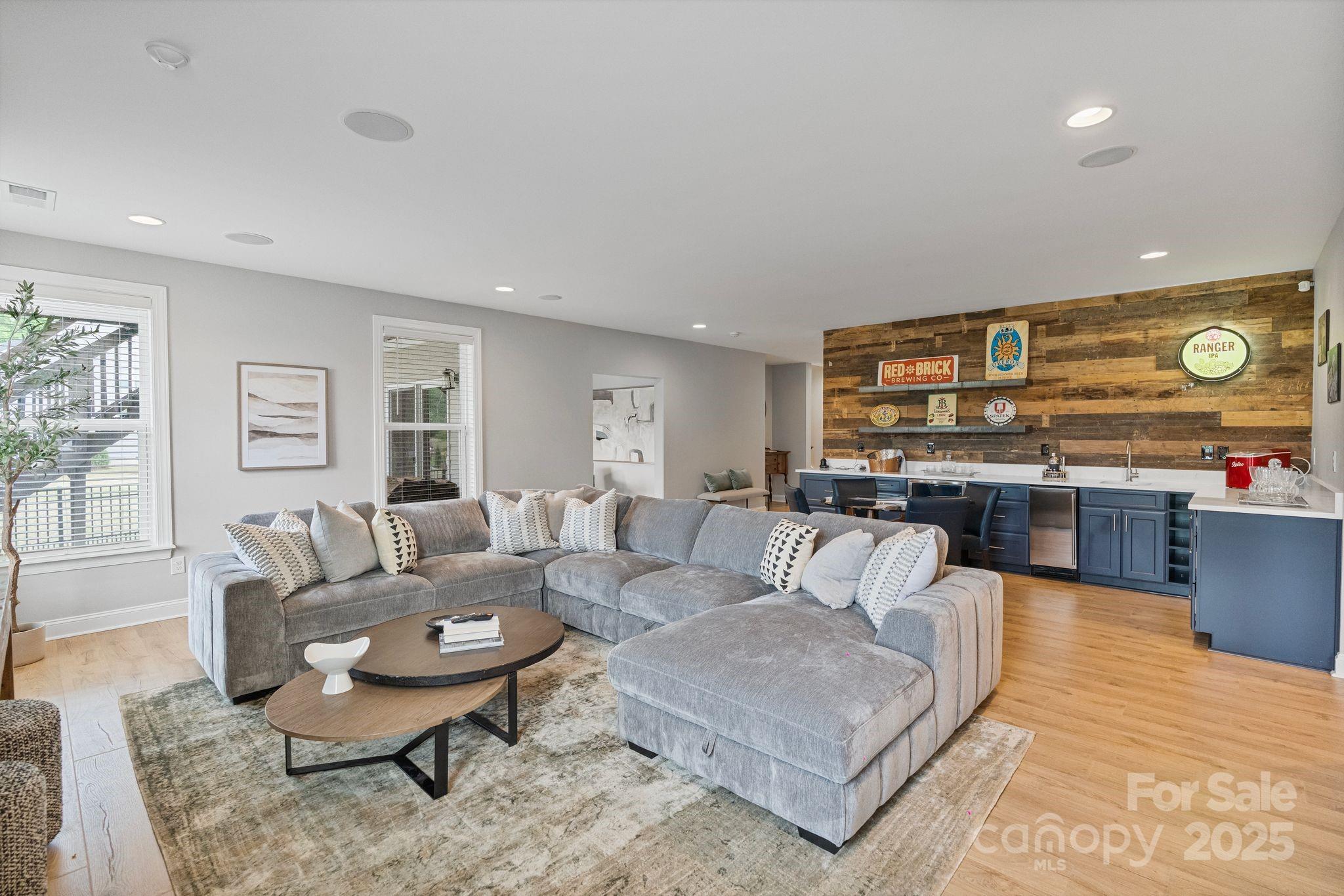 14218 Morningate Street