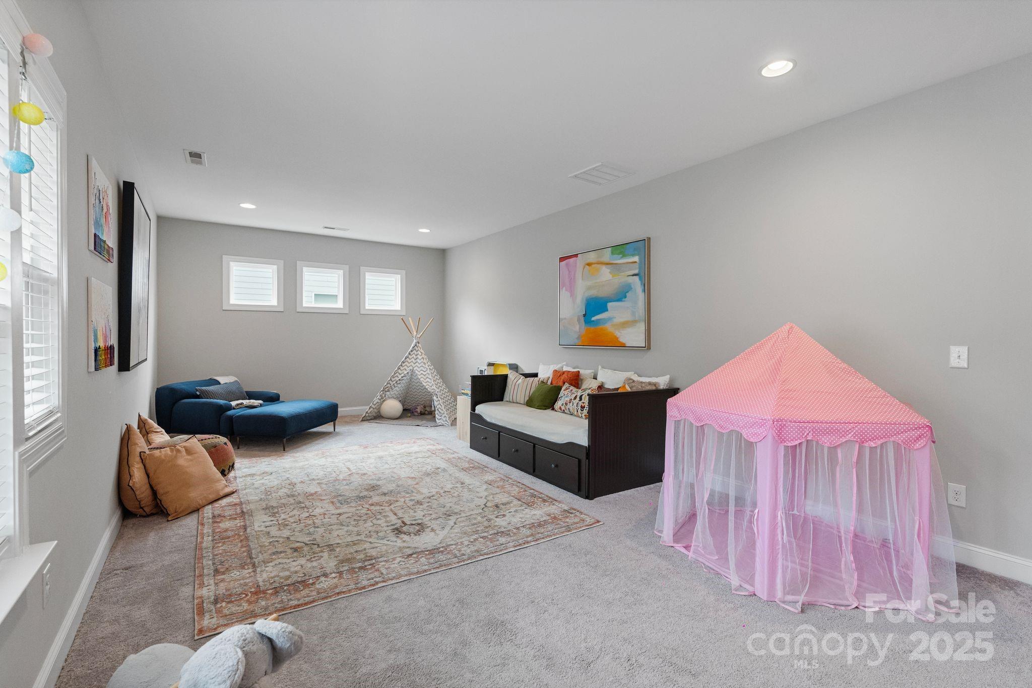 14218 Morningate Street