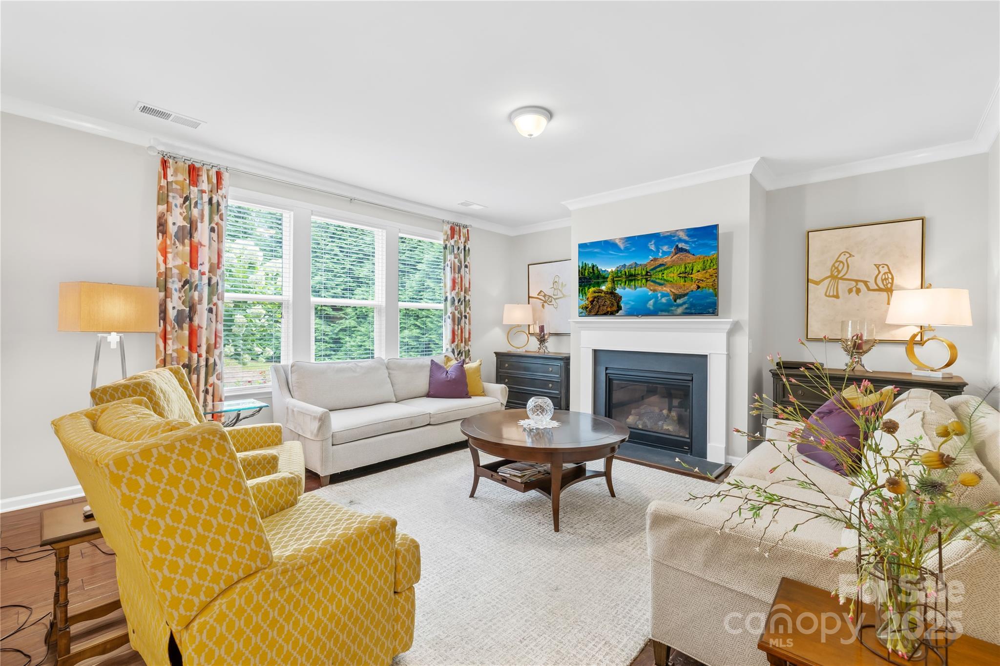 8515 Shadetree Street