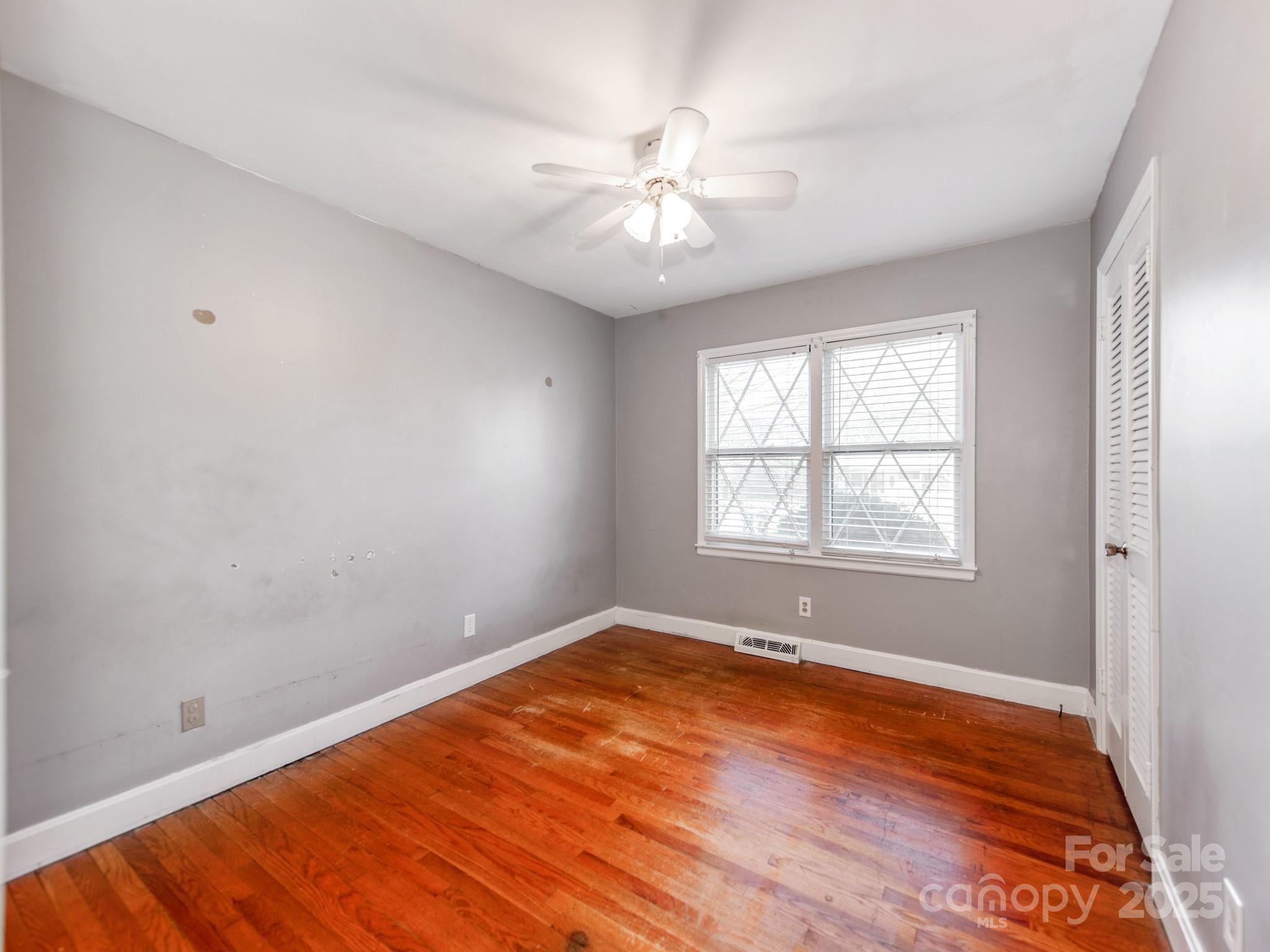 5913 Rose Valley Drive