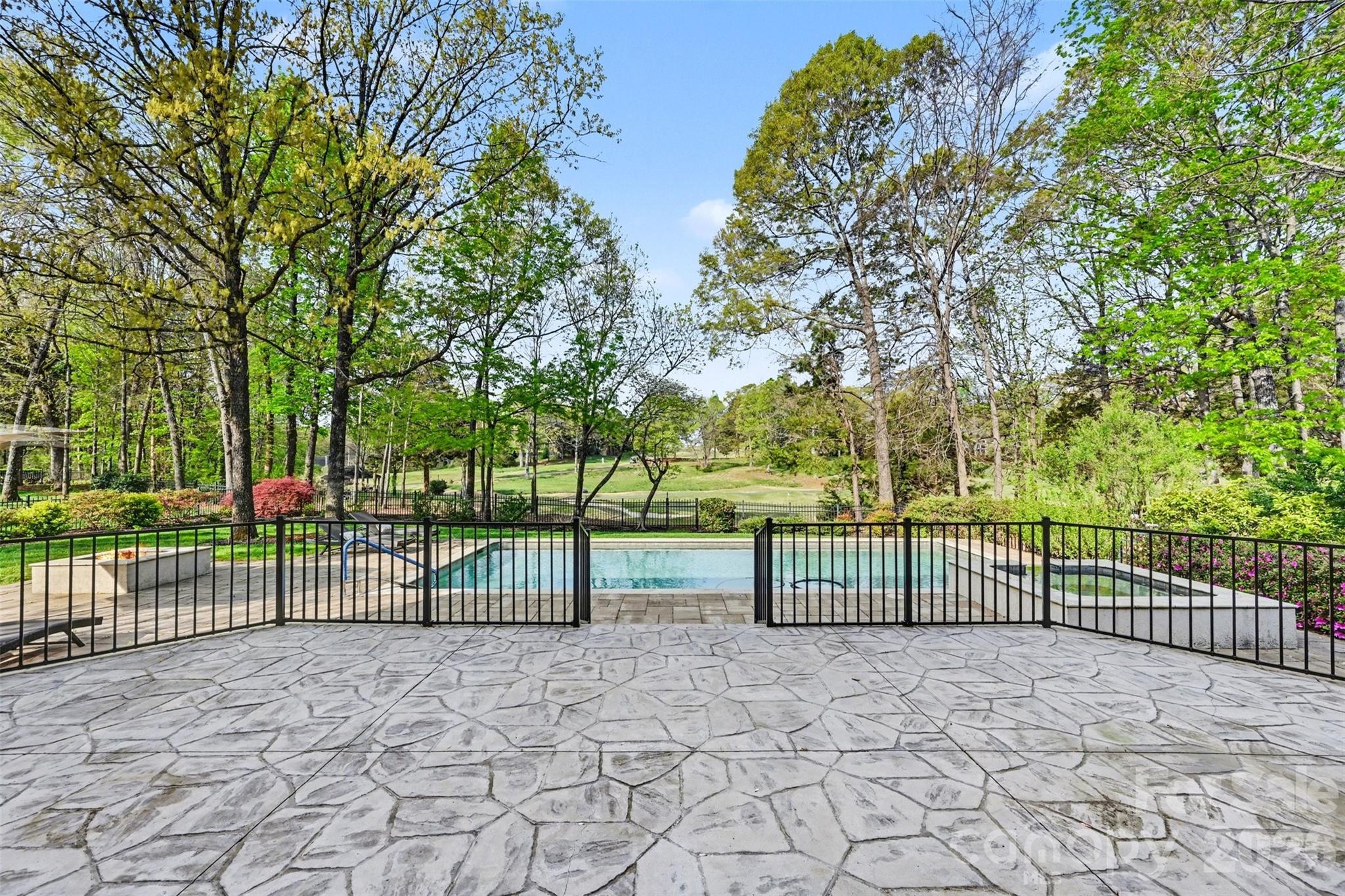 7321 Timberneck Court