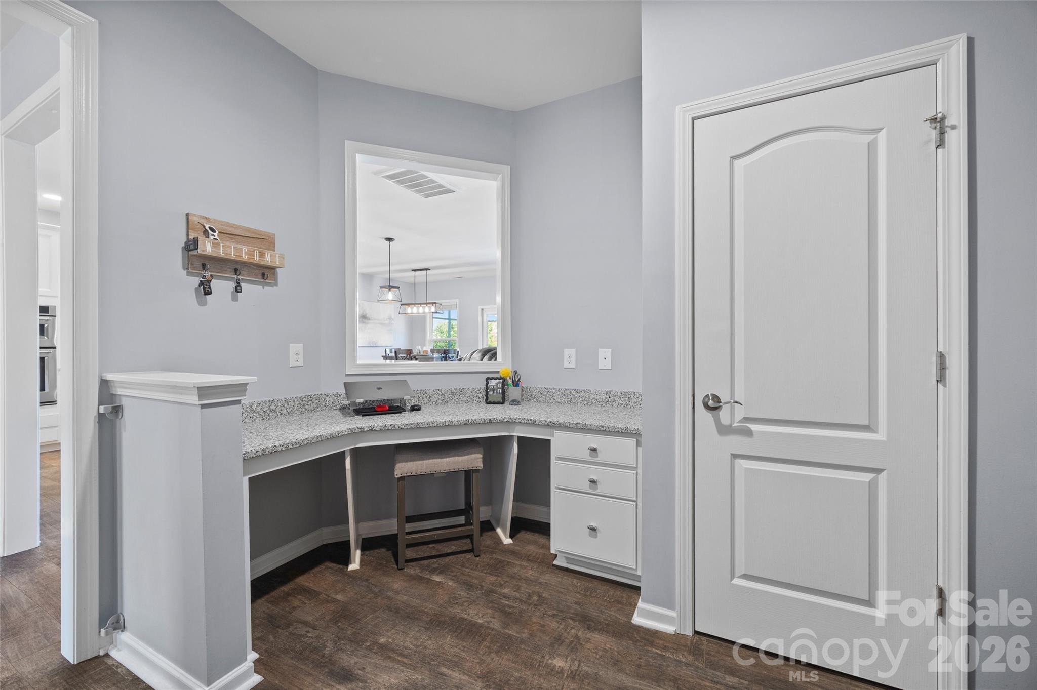 8605 Mccullough Club Drive