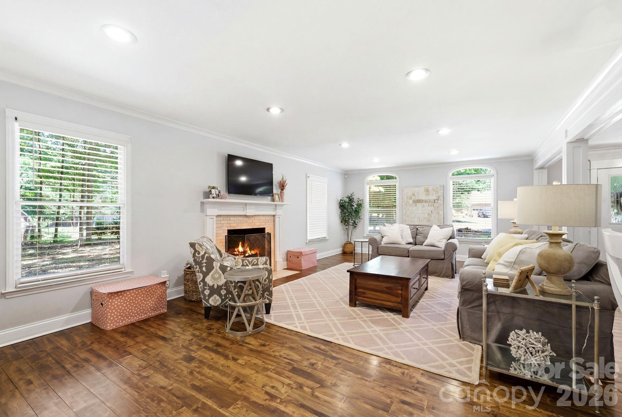 6217 Eagle Claw Court