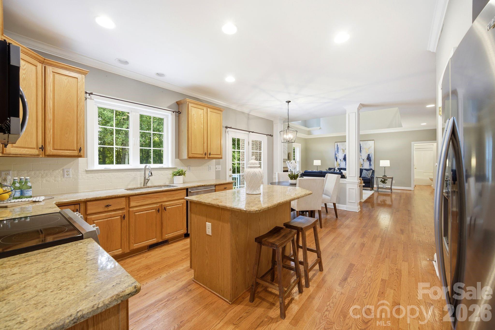 2937 Shady Reach Lane