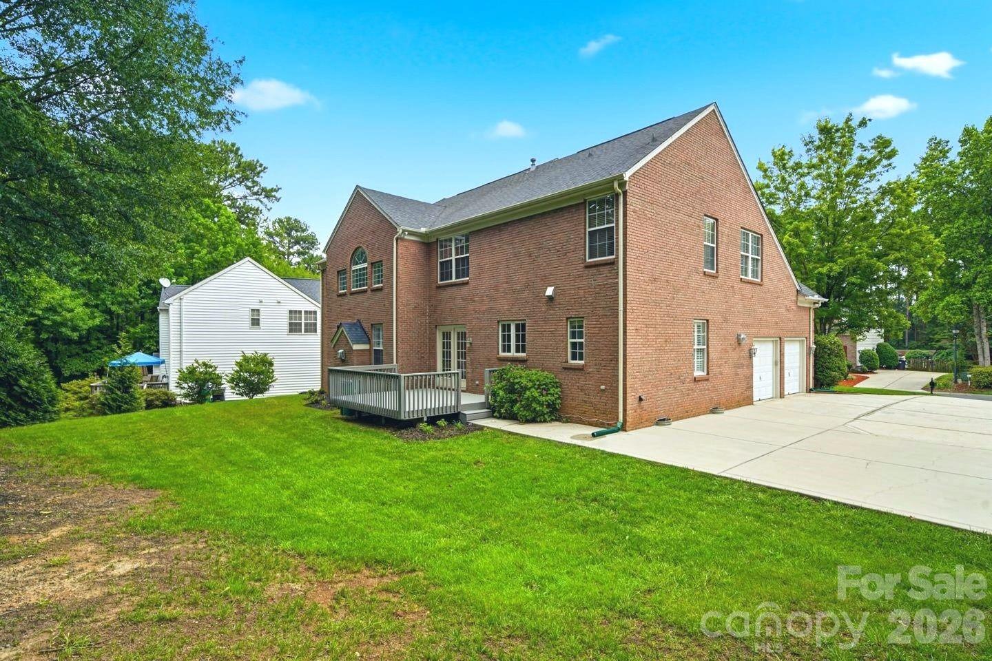 2937 Shady Reach Lane