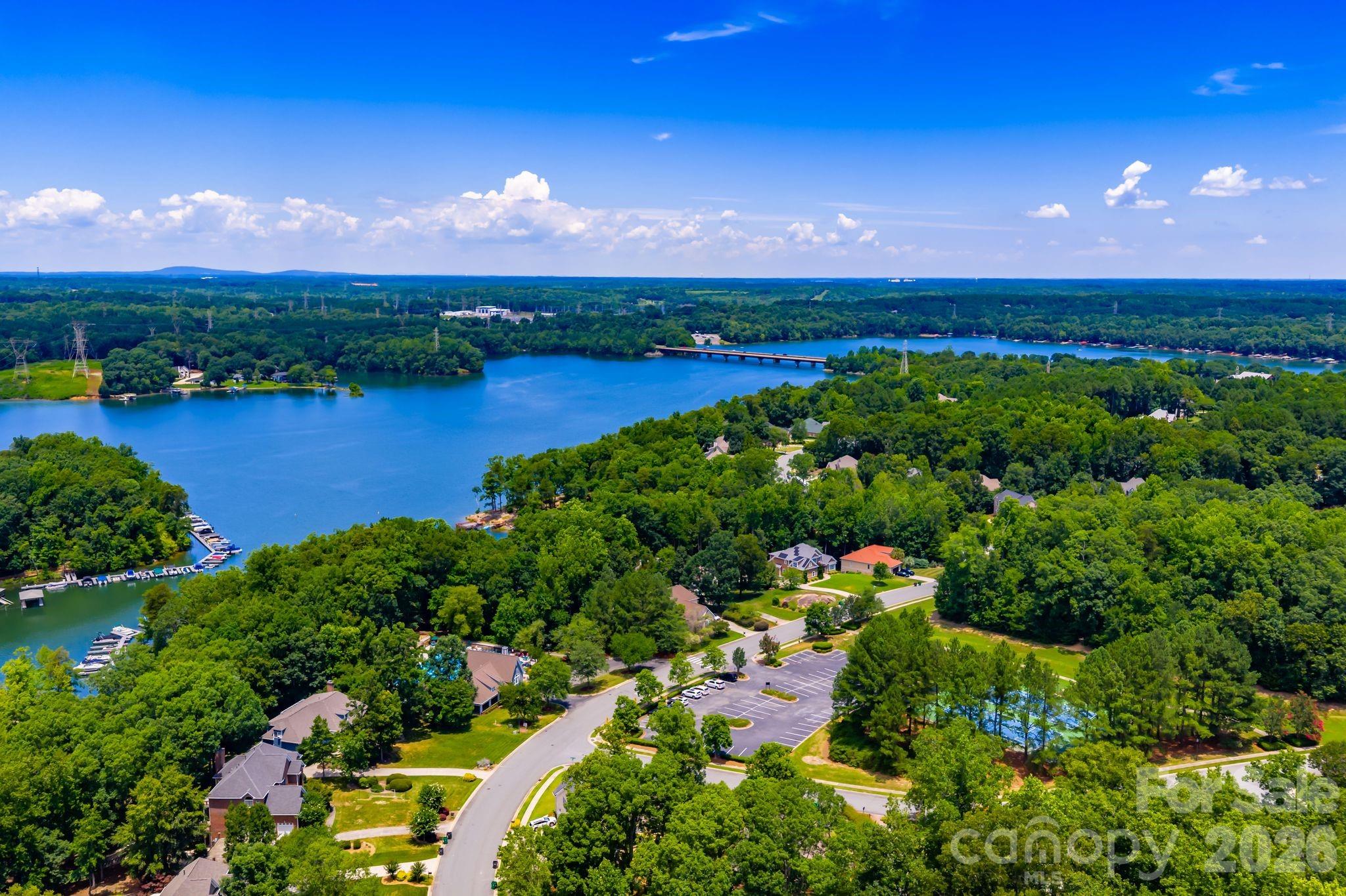 2937 Shady Reach Lane