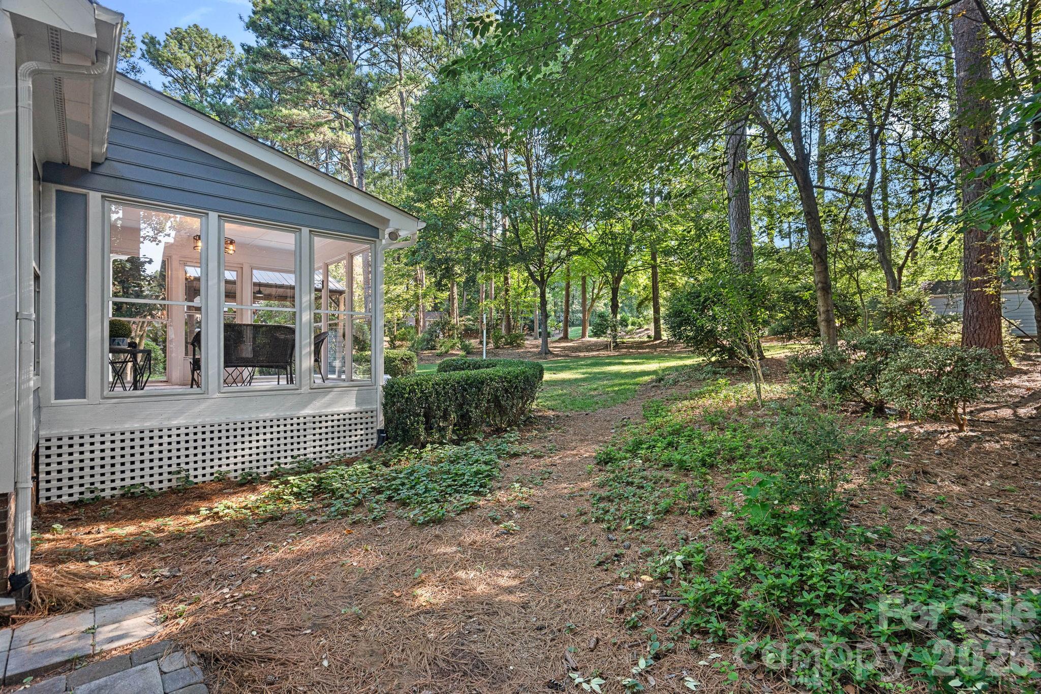 121 Lake Pine Road