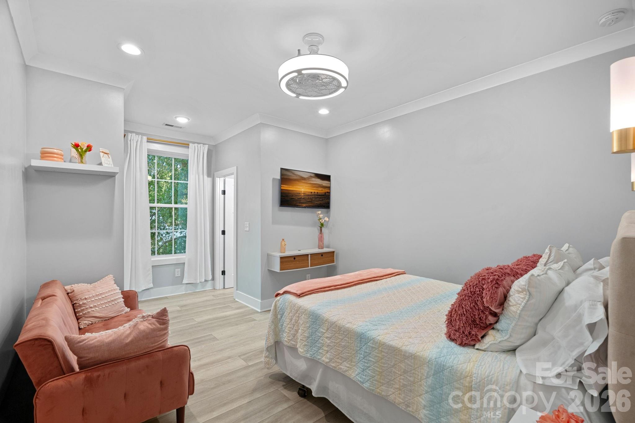 135 Surfside Lane