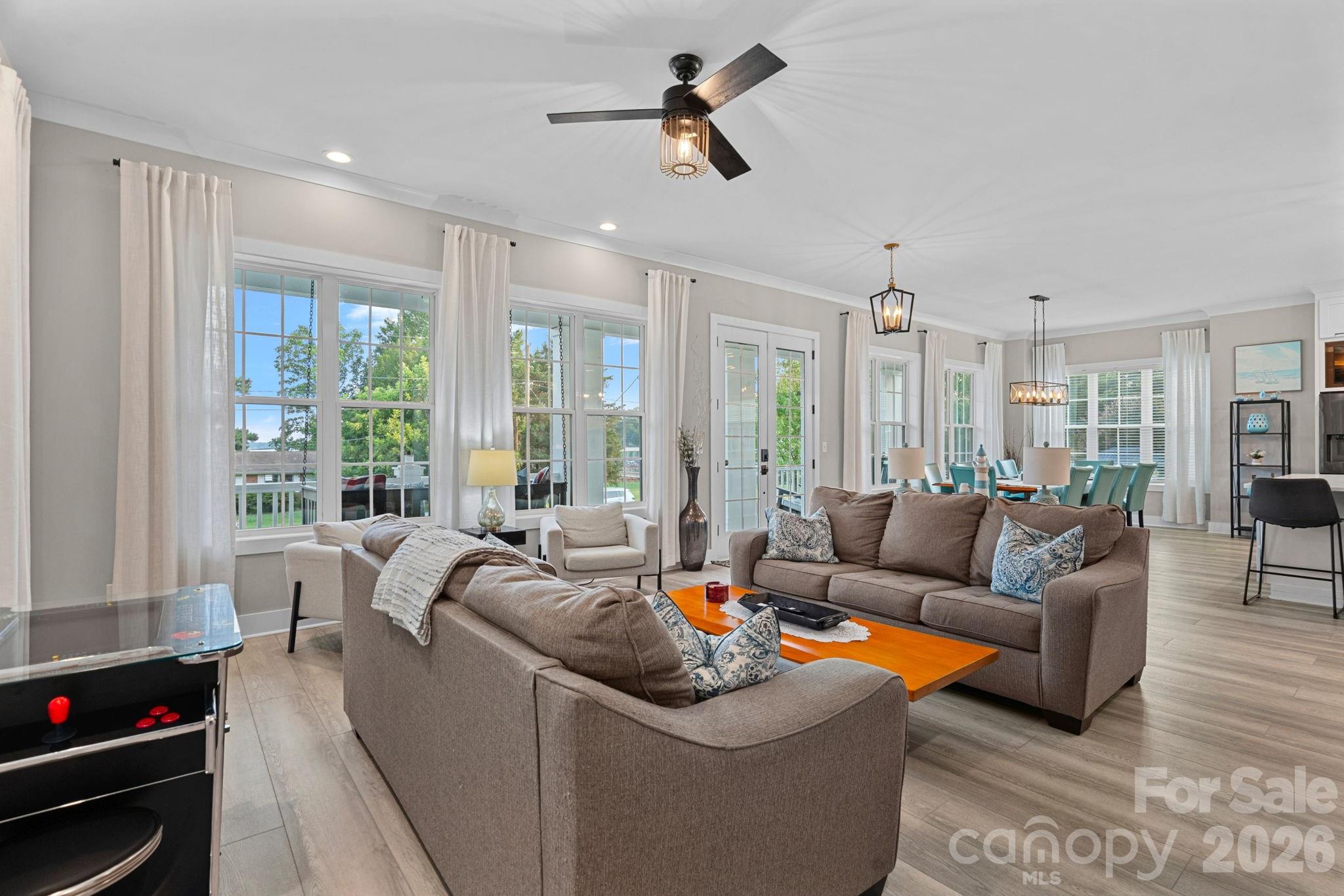 135 Surfside Lane