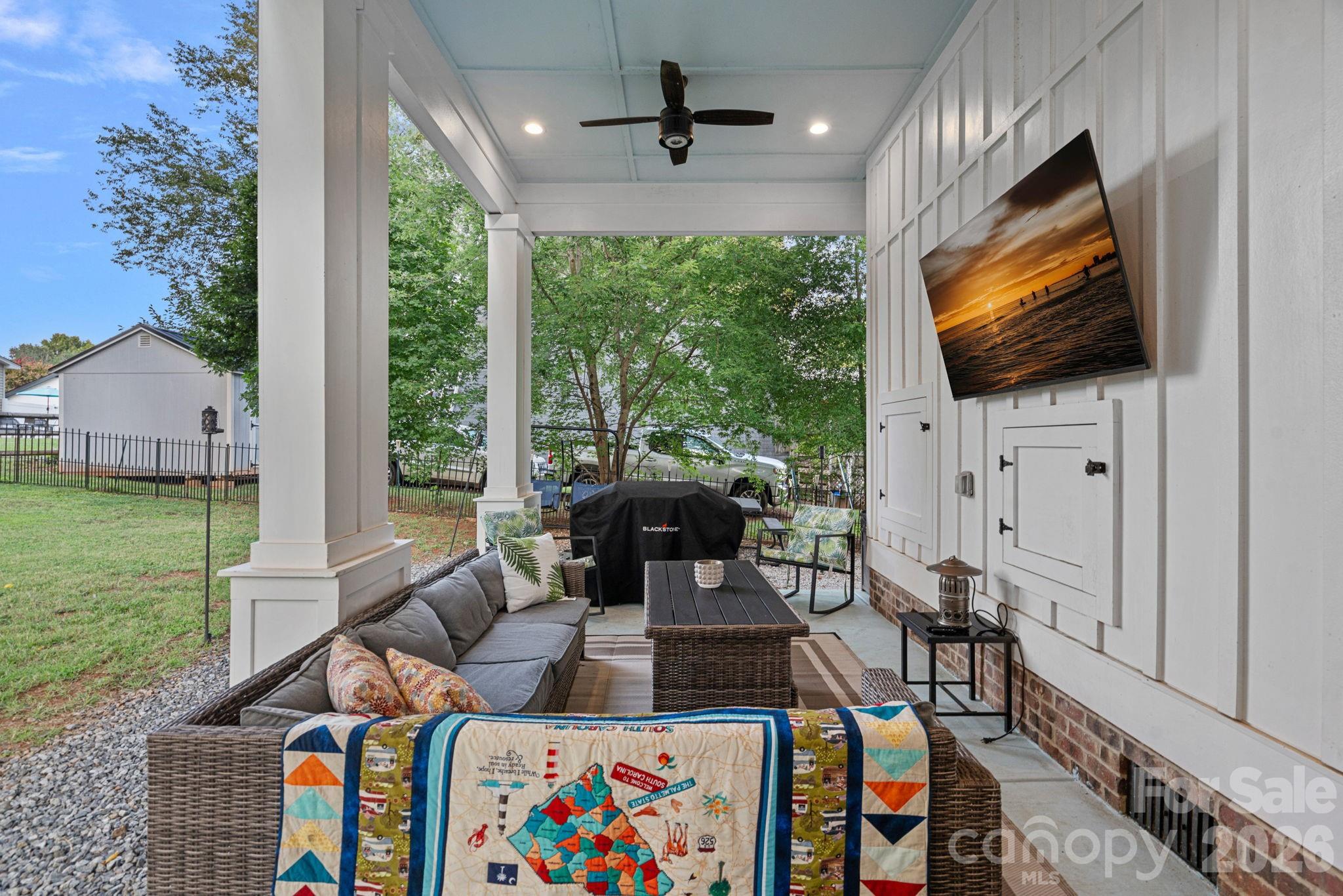 135 Surfside Lane