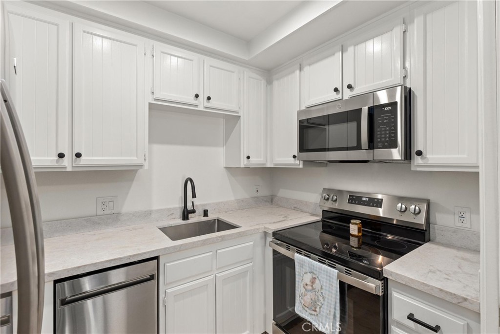 1682 Circa Del Lago A308