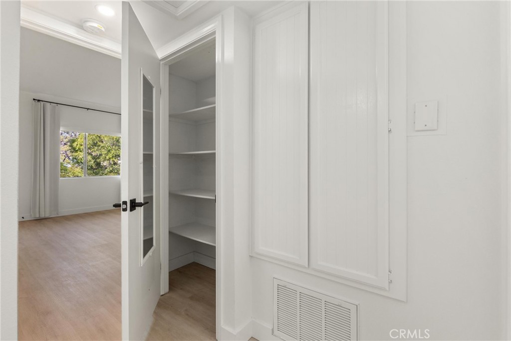 1682 Circa Del Lago A308