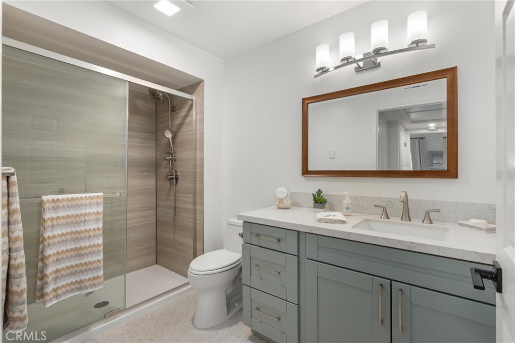 1682 Circa Del Lago A308